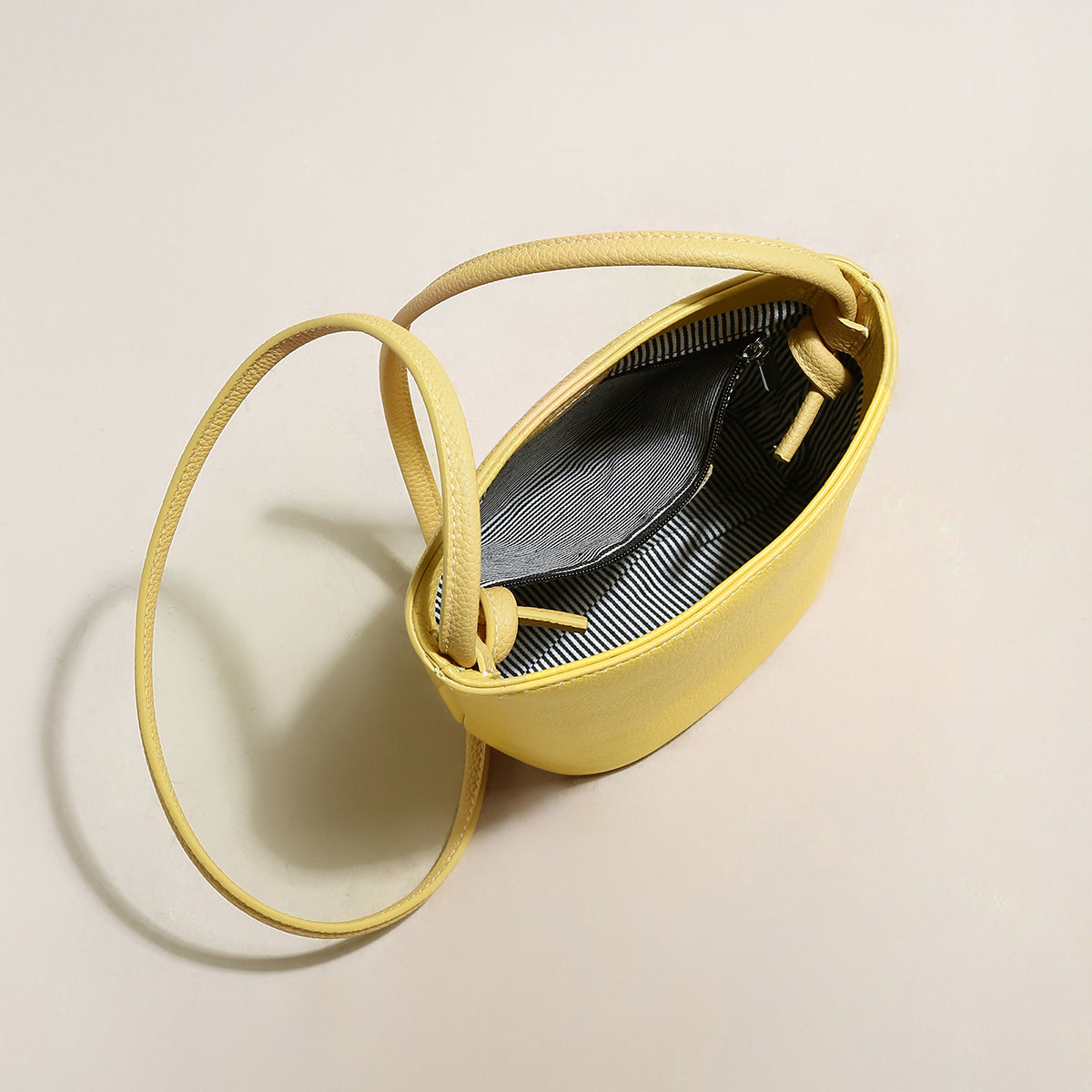 Thin Strap Waterproof Leather Bucket Bag - Yellow