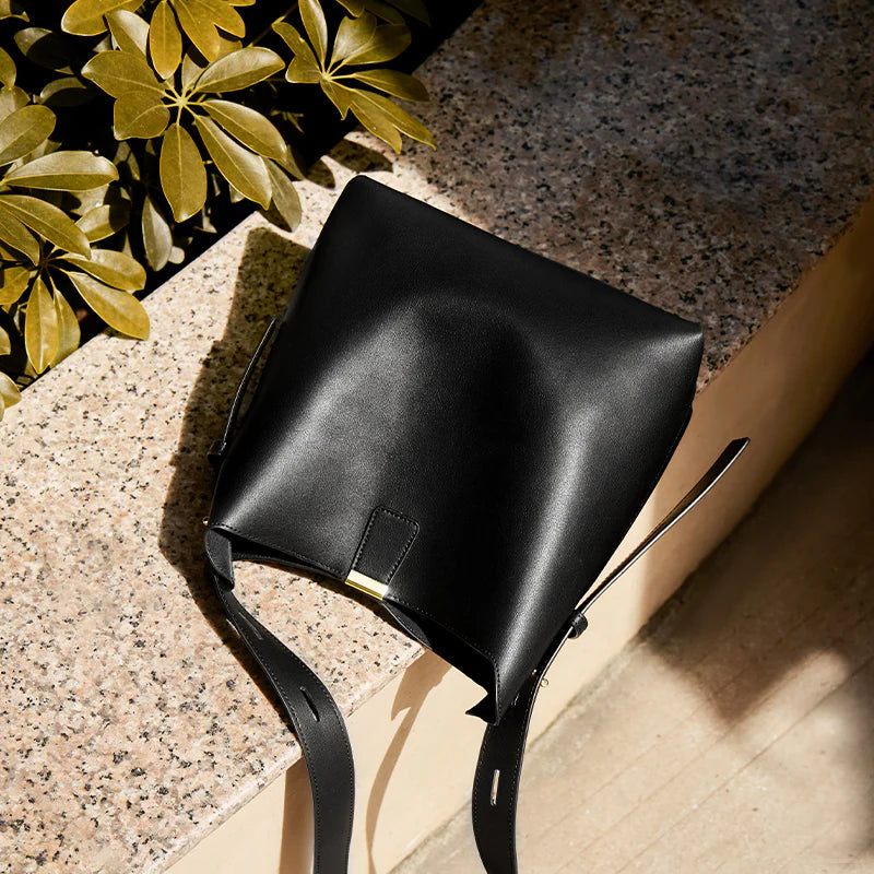 Nalandu Minimalist Genuine Leather Bucket Shoulder Bag - Black