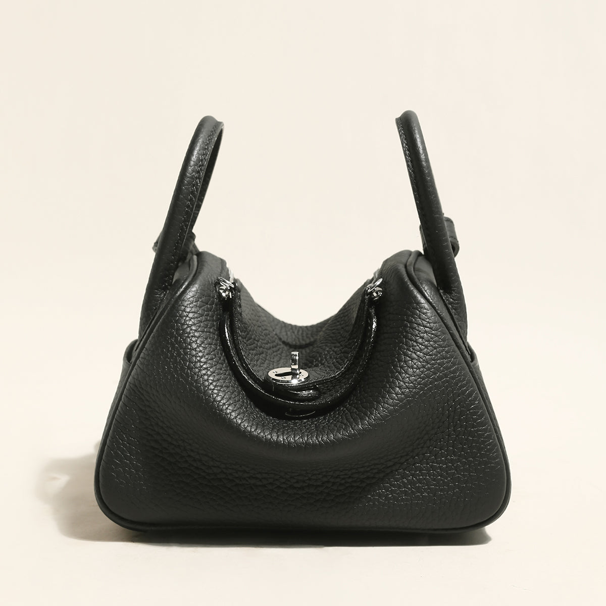 Solano Top-Grain TC Leather Shoulder Bag - Black