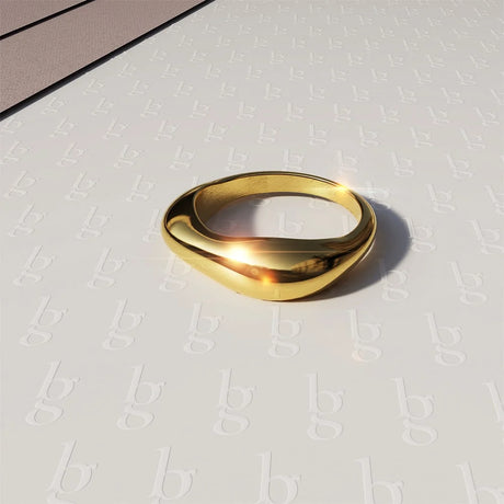 Bullion Gold Flat Face Ring in Gold