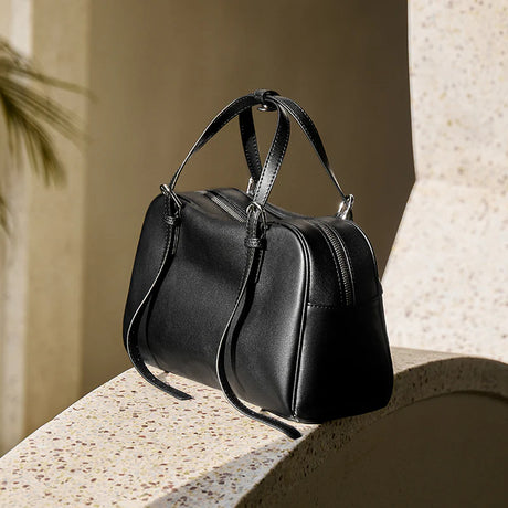 Nalandu Vintage Leather Bowling Bag - Black