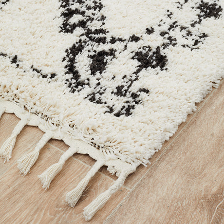 Saffron 33 White Rug