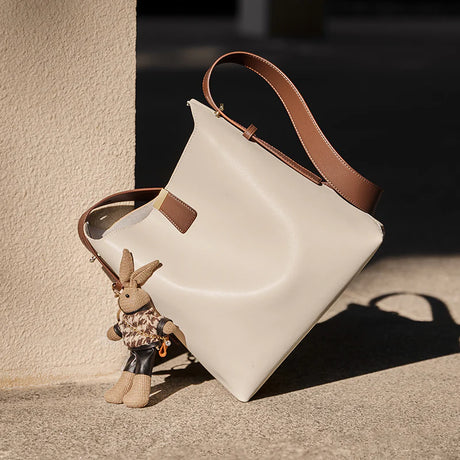 Nalandu Minimalist Genuine Leather Bucket Shoulder Bag - Ivory