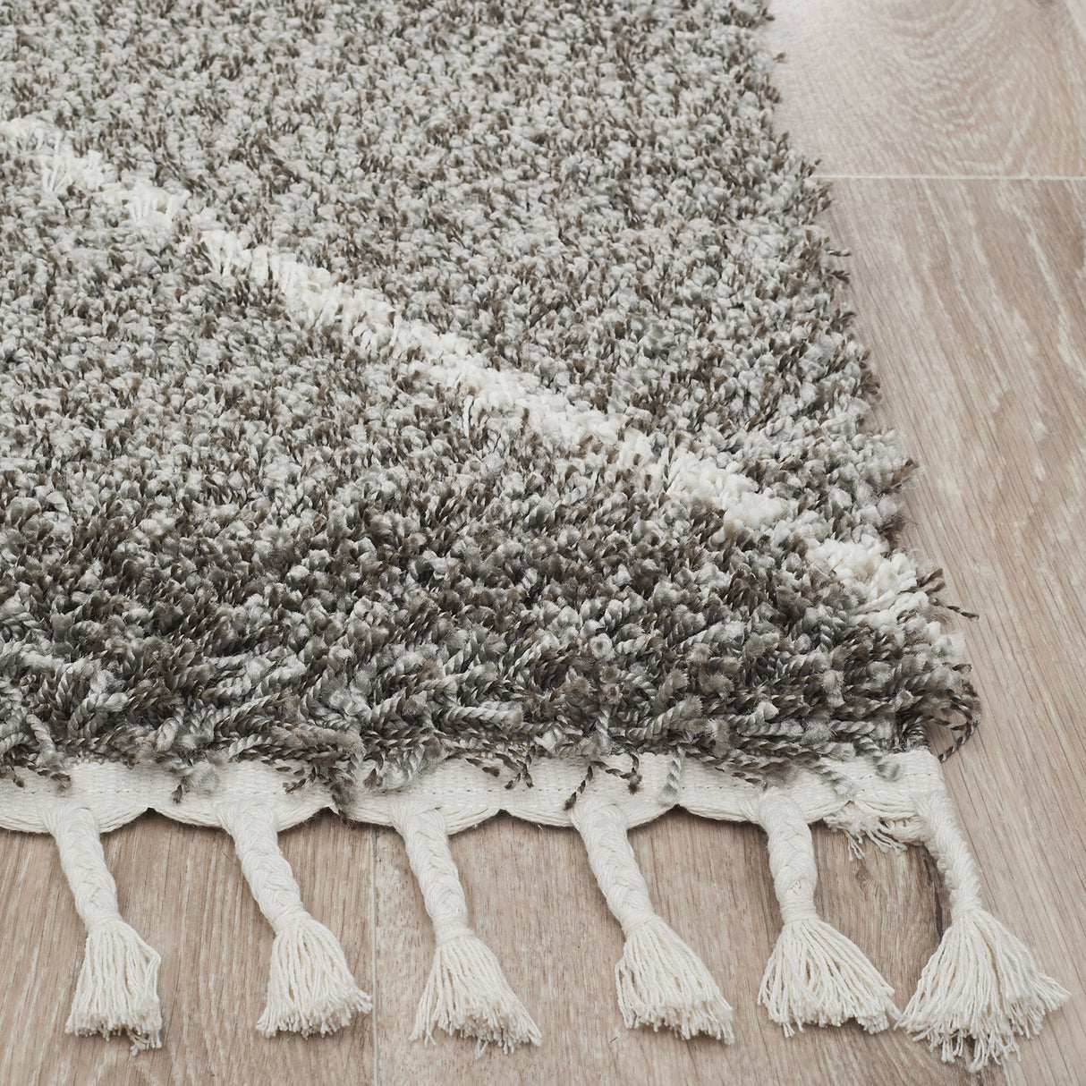 Saffron 22 Grey Rug
