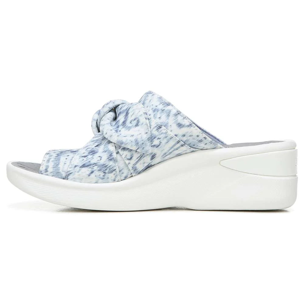 Bzees Smile Wedge - Blue Ikat