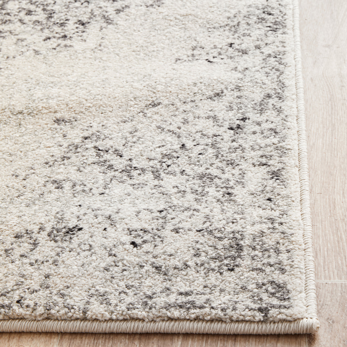Chrome Rita Silver Runner Rug