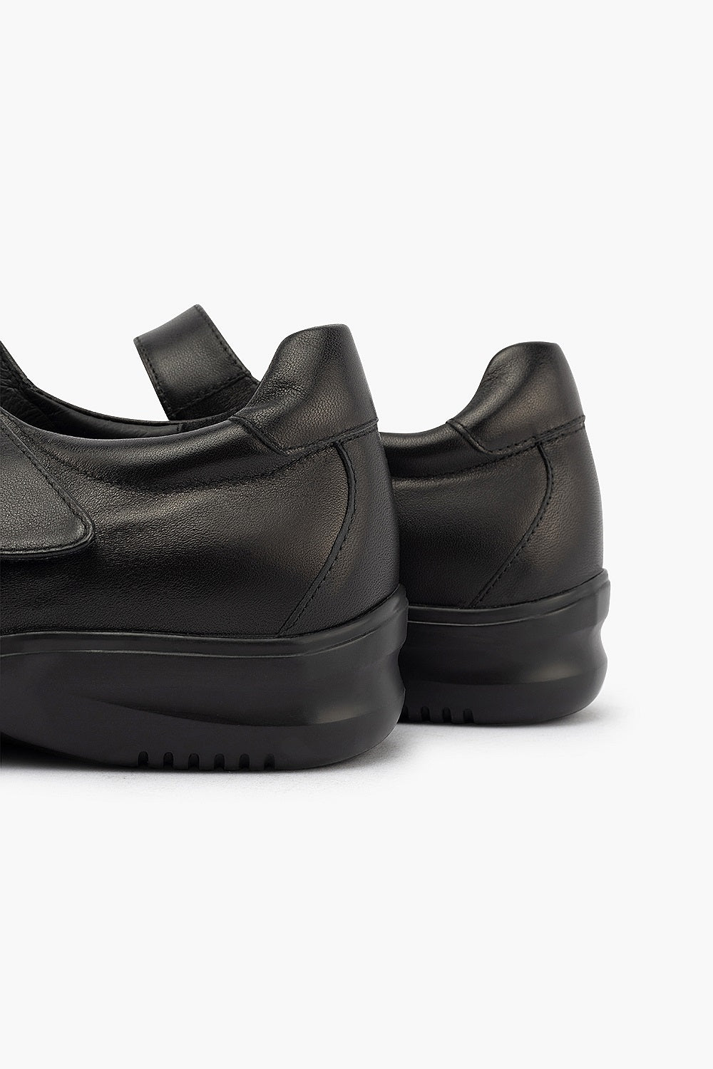 Klouds Jovie Perf Black