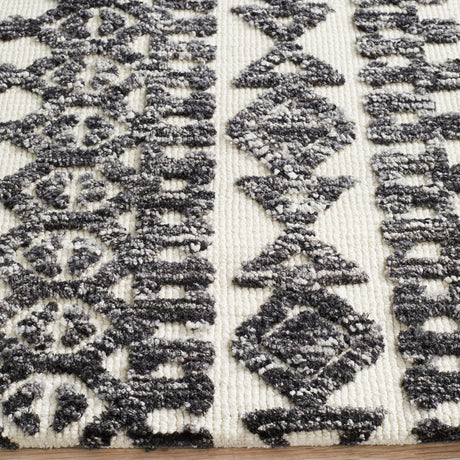 Levi 363 Ivory Black Rug