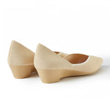 Minimalist Heart Heel Pointed Toe Knit Flats - Beige