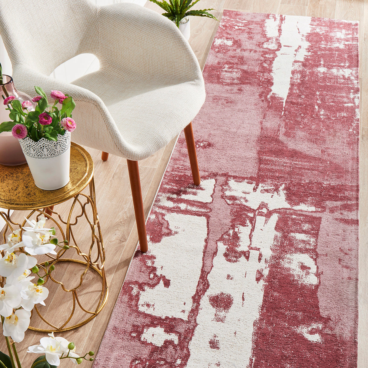 Magnolia 11 Rose Runner Rug