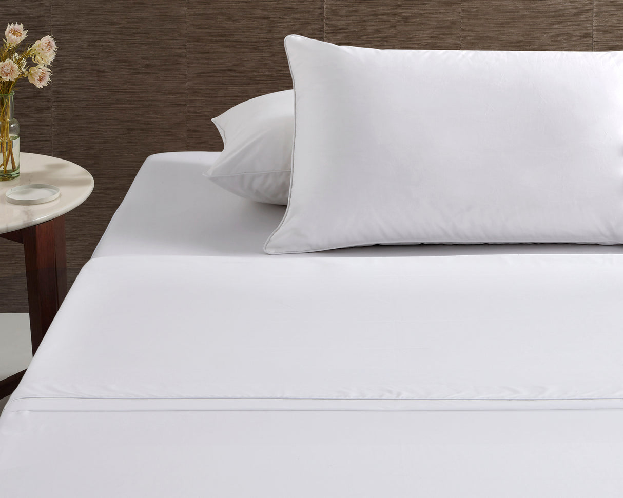 Accessorize Hotel  Deluxe Cotton Piped Sheet Set - White