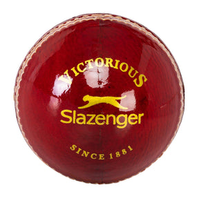 Slazenger League Cricket Ball Junior in Red